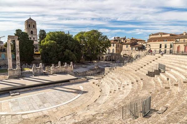 Arles antique et Van Gogh : visite guidée avec une passionnée