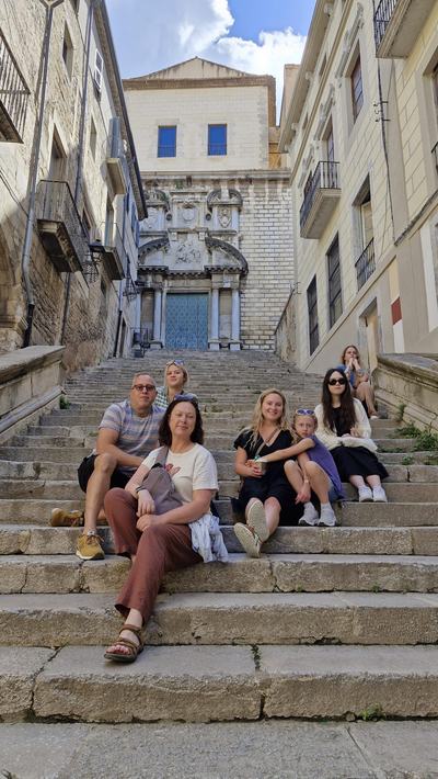 Barcelona: Private Trip, Girona, Medieval Town, Coast & Wine