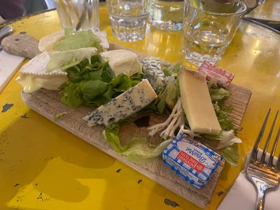 Paris: Small Group Dinner Tour