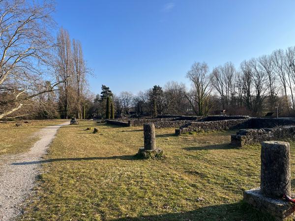 Lausanne en e-bike avec un guide local et indépendant: du lac Léman à la vieille ville