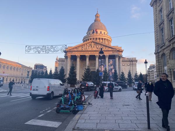Latin Quarter Pastry and History Walk
