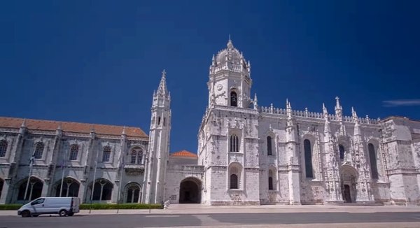 Lisbon in Half a Day – Private Highlights Tour with a Local Guide