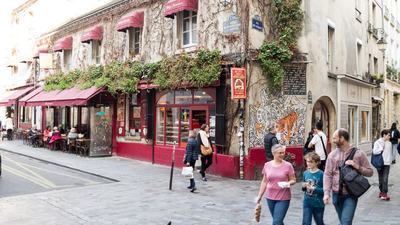 The Secrets of Le Marais: History, Hidden Gardens & Street Art Walk