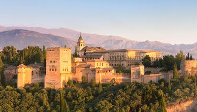 Tour por la Alhambra con Palacios Nazaríes