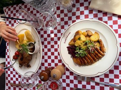 Paris: Small Group Dinner Tour