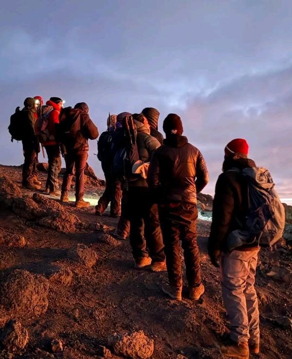 7 DAYS KILIMANJARO CLIMBING