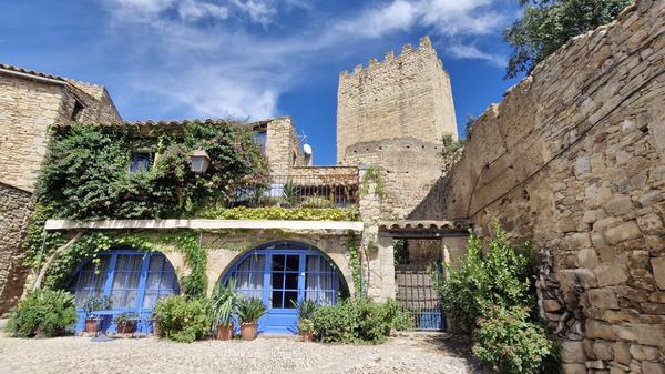 Barcelona: Private Trip, Girona, Medieval Town, Coast & Wine