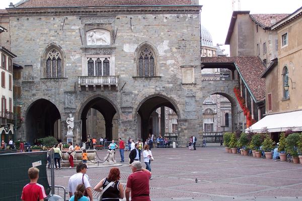 Bergamo Alta: Medieval Secrets & Legends Walk